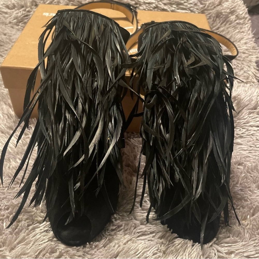 Elegant Christian Louboutin Black ostrich Feathered Women's Shoes